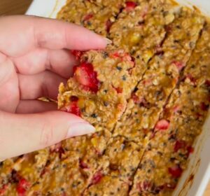 Read more about the article Healthy, Easy, and Delicious Snack Bars!