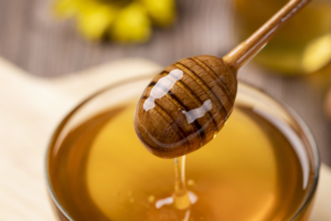 Read more about the article At What Age Can Babies Have Honey?