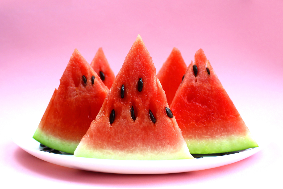 You are currently viewing When to Introduce Watermelon to Your Baby